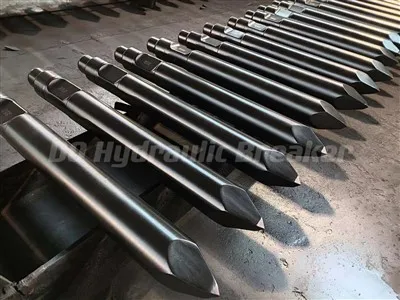 DQ मशीनरी HB20G GB8AT SB81 SB100 SB121 SB131 SB151 के लिए हाइड्रोलिक ब्रेकर छेनी के उच्च गुणवत्ता वाले स्पेयर पार्ट्स का निर्माण करती है